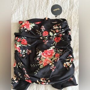 Nokie skirt size m